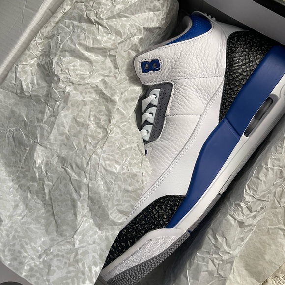 Jordan Retro 3 “Racer Blue” - Picture 4 of 8
